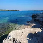 Imela * Pula